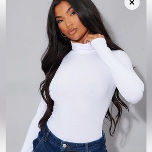 NWOT Pretty Little Thing White Bodysuit